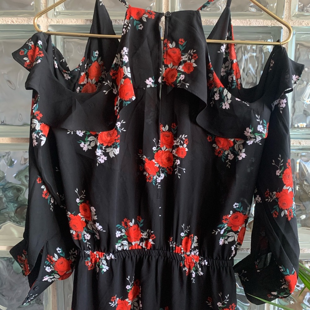 H&M Long Sleeve Floral Cut Out Dress - Picture 9 of 9